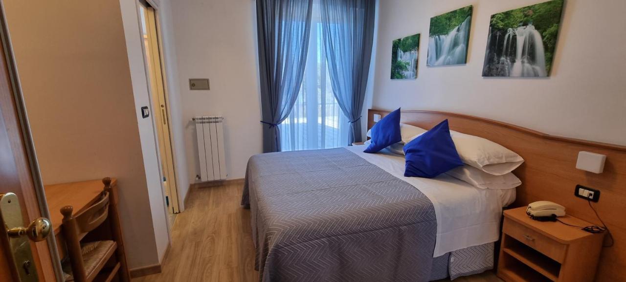Hotel Mare Blu -- Boutique Pineto Extérieur photo