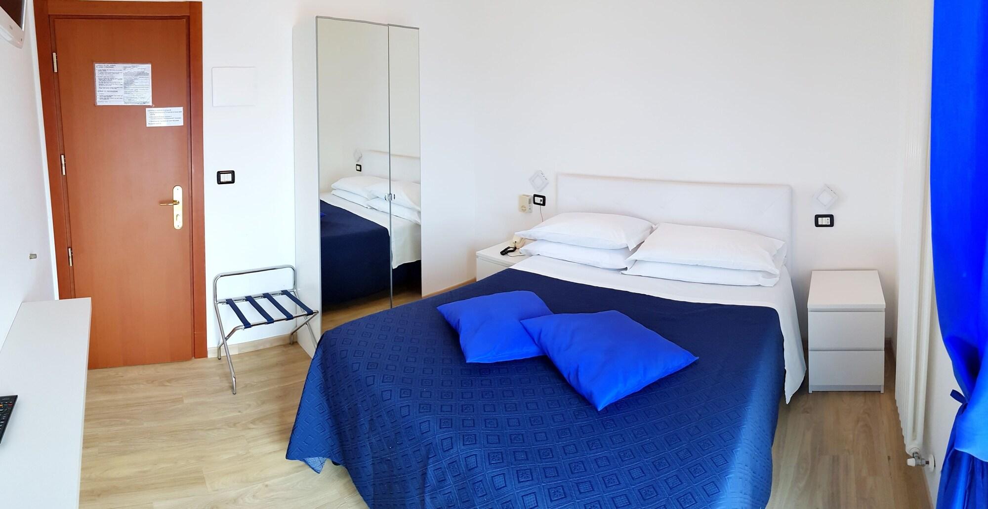 Hotel Mare Blu -- Boutique Pineto Extérieur photo