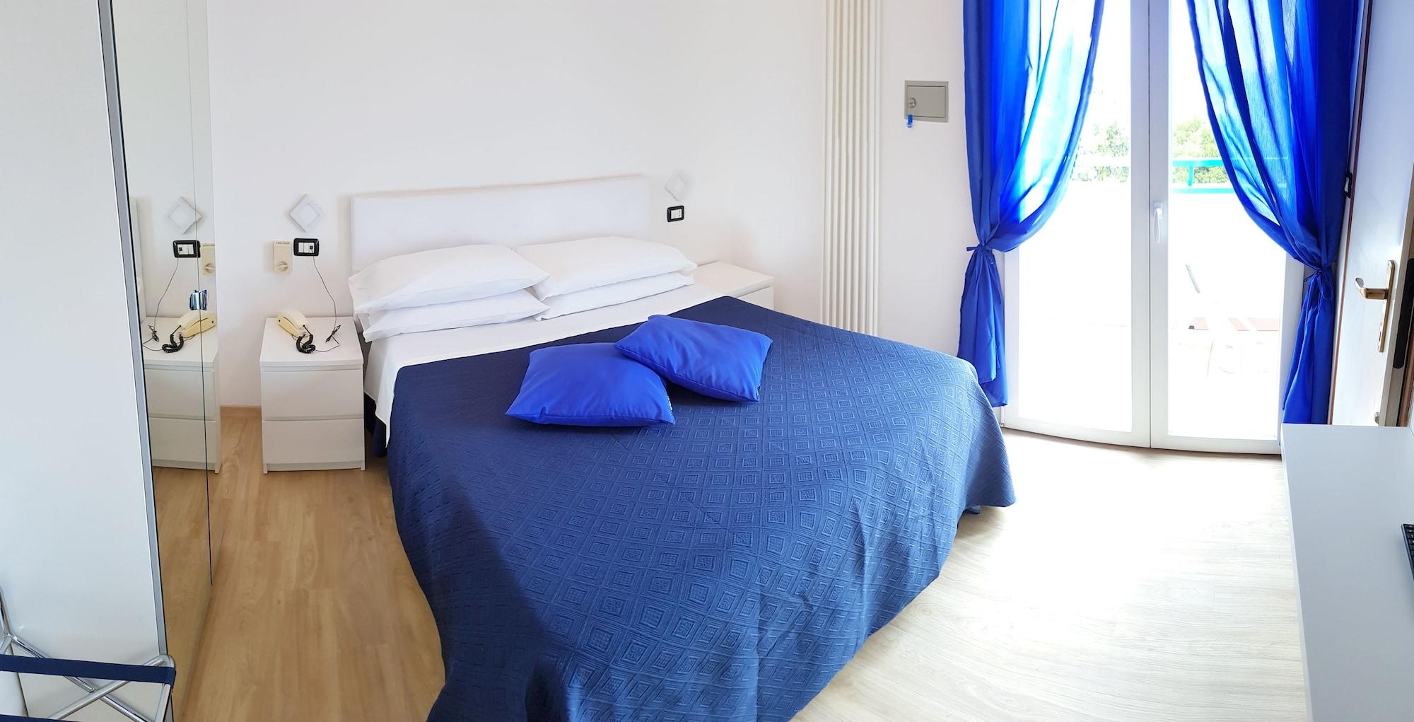 Hotel Mare Blu -- Boutique Pineto Extérieur photo