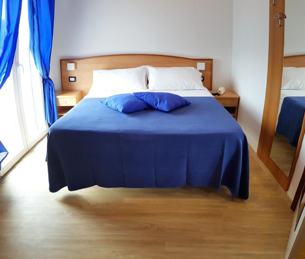 Hotel Mare Blu -- Boutique Pineto Extérieur photo